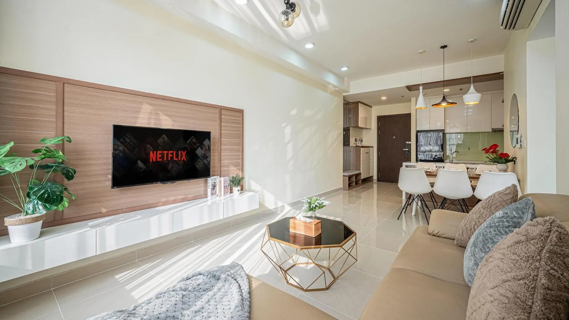 Double N Apartment - Netflix Tv, 5 Mins To Ben Thanh Market Ho Chi Minh City Vietnam